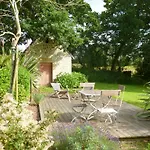 بيت للعطل Du Manoir De Savigny