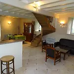 Du Manoir De Savigny