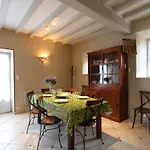 別荘 Du Manoir De Savigny ヴァローニュ