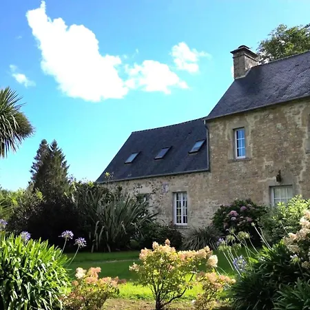 Du Manoir De Savigny