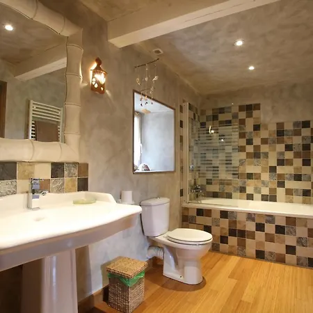 Du Manoir De Savigny