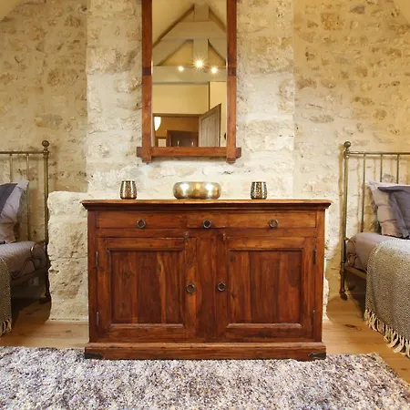 Du Manoir De Savigny Holiday home Valognes