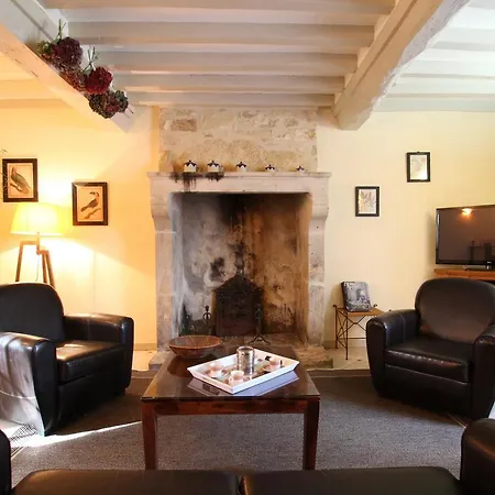 Du Manoir De Savigny Holiday home *