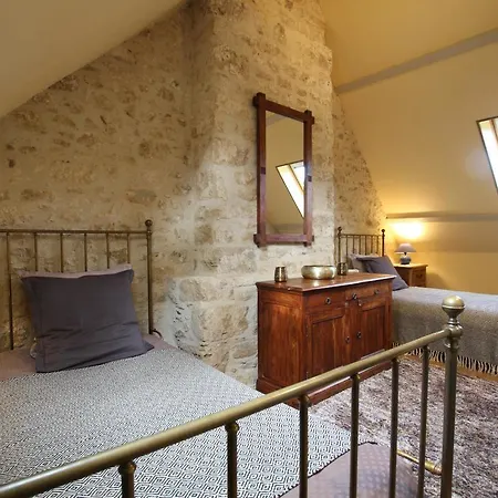 Du Manoir De Savigny Holiday home Valognes