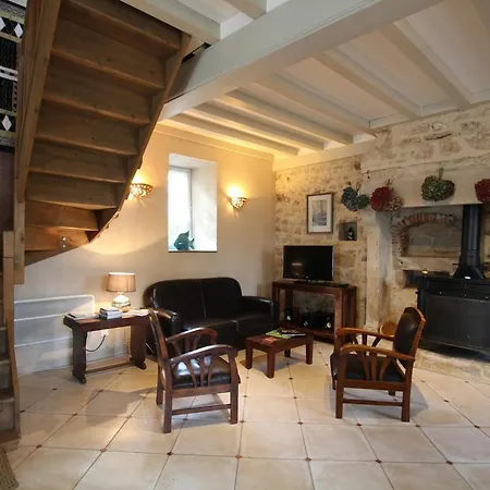 Du Manoir De Savigny * Valognes