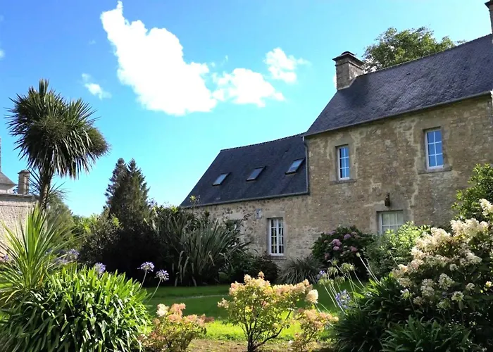 Du Manoir De Savigny