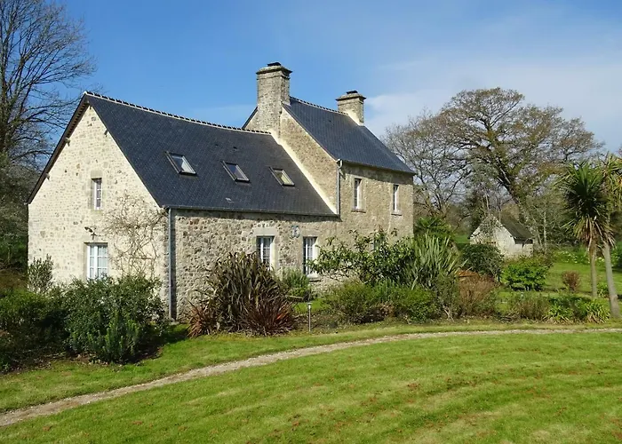 Du Manoir De Savigny * Valognes